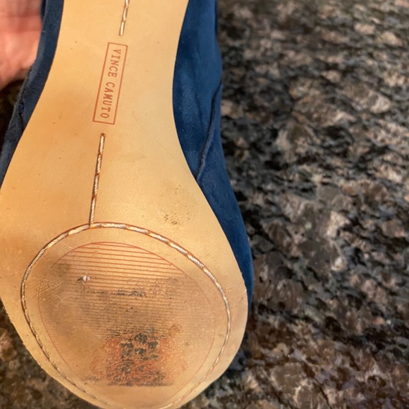 Shoes - Picture 7 of 10